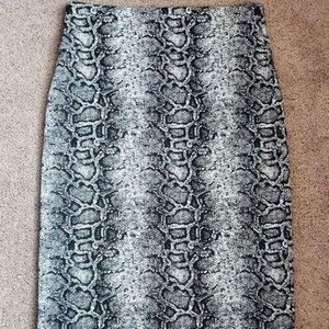 Soho Apparel Snakeskin Women's Pencil Skirt
